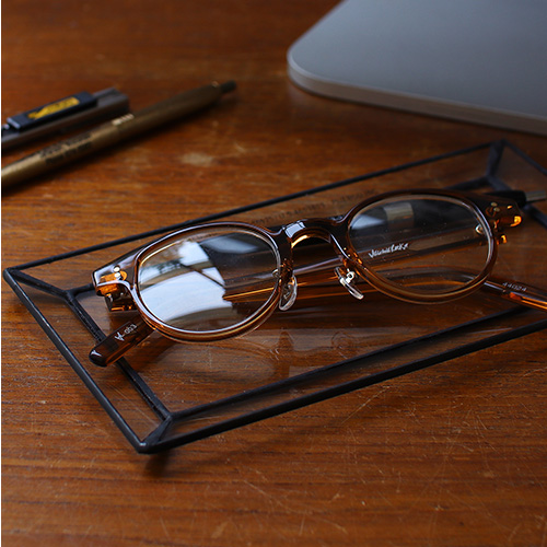 置くだけで、空気が整う。｜PUEBCO STAINED GLASS TRAY｜ | dupon35